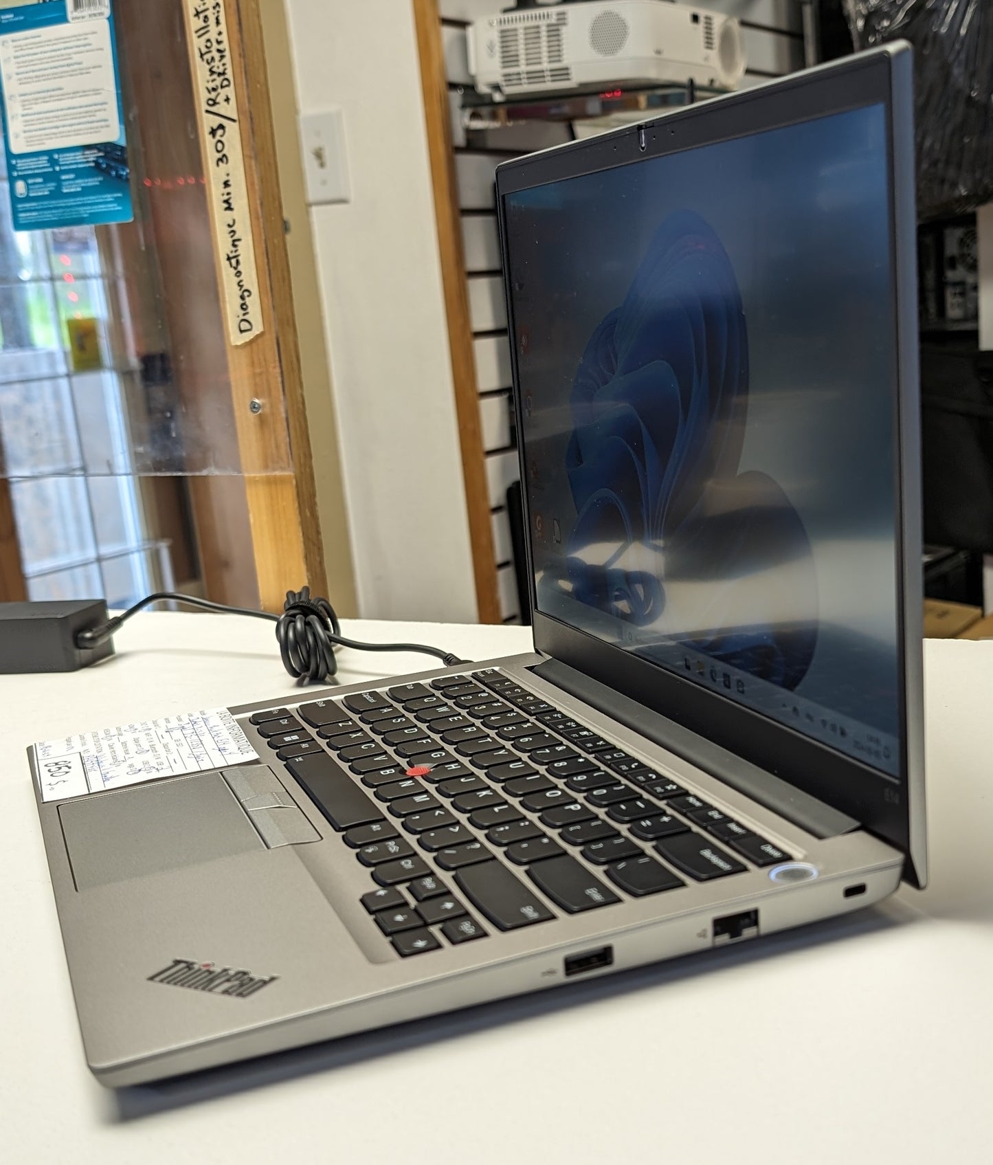 [NEUF] Laptop Lenovo ThinkPad E14 Gen 4 i5-1235u 16Go SSD 512Go 14po FHD HDMI