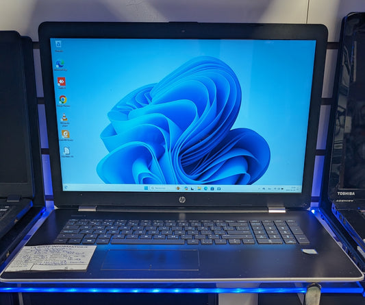Laptop HP 17-bs018ca SSD NEUF 512Go i5-7200U 16Go 17,3po HDMI garantie 6 mois + tx