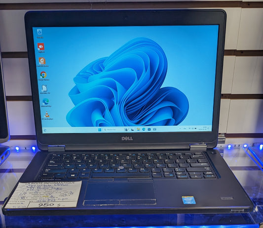 Laptop Dell Latitude E5450 BATTERIE NEUVE i7-5600u 2,6ghz 16Go SSD 256Go 14po HDMI garantie 6 mois + tx