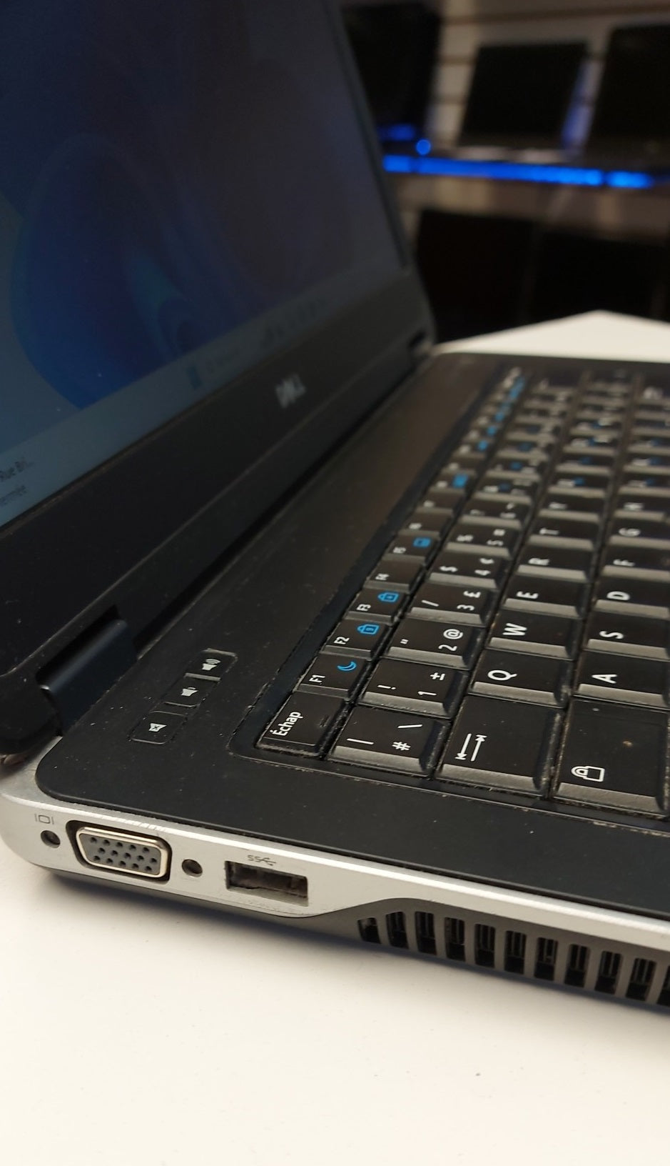 Laptop Dell Latitude E6440 i5-4310M 2,7ghz 8Go SSD 250Go DVD 15,6po HDMI garantie 6 mois + tx